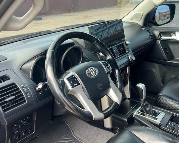 Синій Тойота Ленд Крузер Прадо, об'ємом двигуна 3 л та пробігом 216 тис. км за 24000 $, фото 15 на Automoto.ua