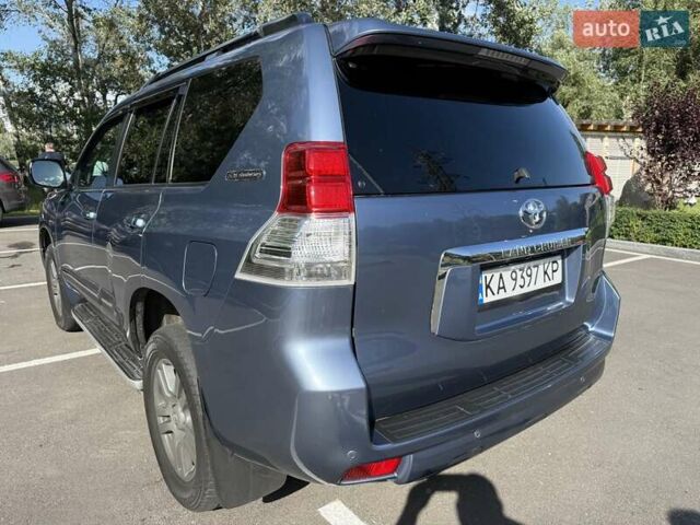 Тойота Ленд Крузер Прадо 2012 у Києві на Automoto.ua Синій Тойота Ленд Крузер Прадо, об'ємом двигуна 3.96 л та пробігом 263 тис. км за 31500 $, фото 17 на Automoto.ua