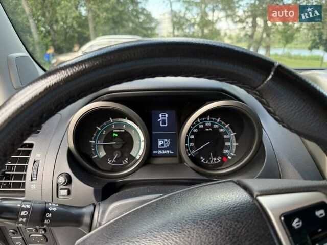 Тойота Ленд Крузер Прадо 2012 у Києві на Automoto.ua Синій Тойота Ленд Крузер Прадо, об'ємом двигуна 3.96 л та пробігом 263 тис. км за 31500 $, фото 14 на Automoto.ua