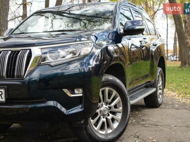 Синий Тойота Ленд Крузер Прадо, объемом двигателя 2.8 л и пробегом 264 тыс. км за 39500 $, фото 3 на Automoto.ua