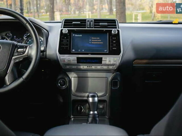 Синий Тойота Ленд Крузер Прадо, объемом двигателя 2.8 л и пробегом 264 тыс. км за 37900 $, фото 32 на Automoto.ua