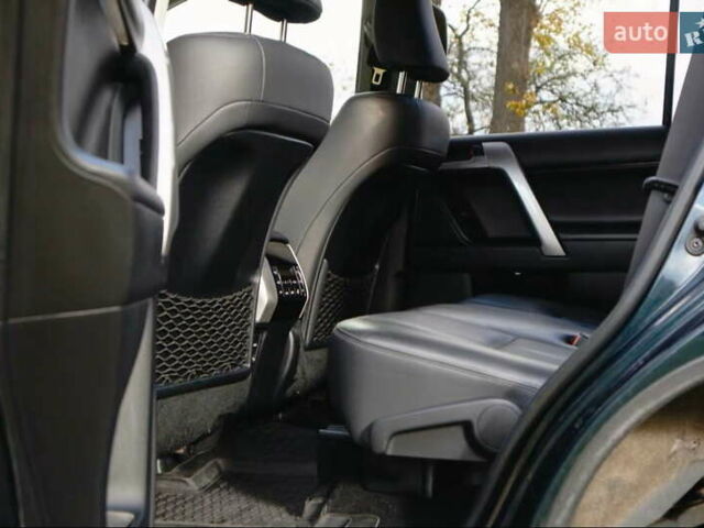 Синий Тойота Ленд Крузер Прадо, объемом двигателя 2.8 л и пробегом 264 тыс. км за 37900 $, фото 28 на Automoto.ua