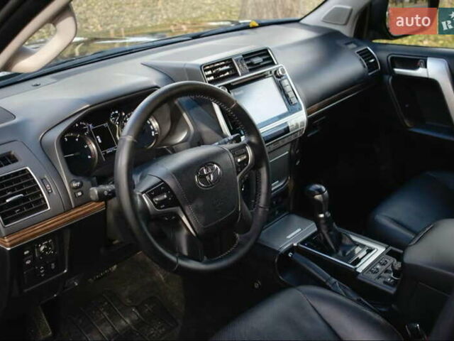Синий Тойота Ленд Крузер Прадо, объемом двигателя 2.8 л и пробегом 264 тыс. км за 37900 $, фото 20 на Automoto.ua