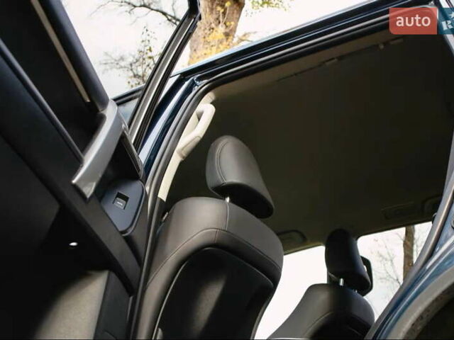 Синий Тойота Ленд Крузер Прадо, объемом двигателя 2.8 л и пробегом 264 тыс. км за 37900 $, фото 30 на Automoto.ua