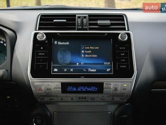 Синий Тойота Ленд Крузер Прадо, объемом двигателя 2.8 л и пробегом 264 тыс. км за 39500 $, фото 45 на Automoto.ua