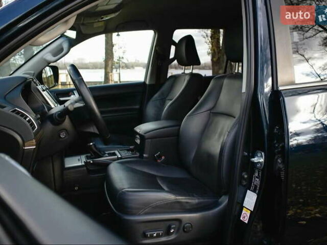 Синий Тойота Ленд Крузер Прадо, объемом двигателя 2.8 л и пробегом 264 тыс. км за 37900 $, фото 25 на Automoto.ua