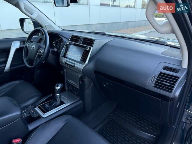 Тойота Ленд Крузер Прадо 2018 в Белой Церкве на Automoto.ua Синий Тойота Ленд Крузер Прадо, объемом двигателя 2.76 л и пробегом 86 тыс. км за 38800 $, фото 49 на Automoto.ua
