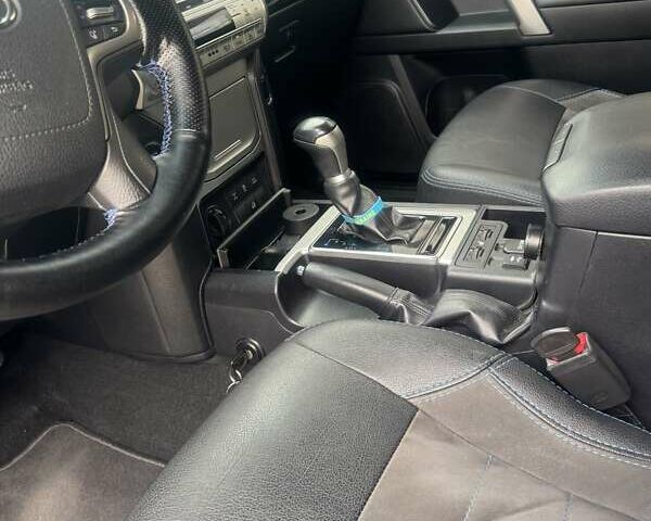 Синій Тойота Ленд Крузер Прадо, об'ємом двигуна 2.76 л та пробігом 146 тис. км за 41400 $, фото 27 на Automoto.ua