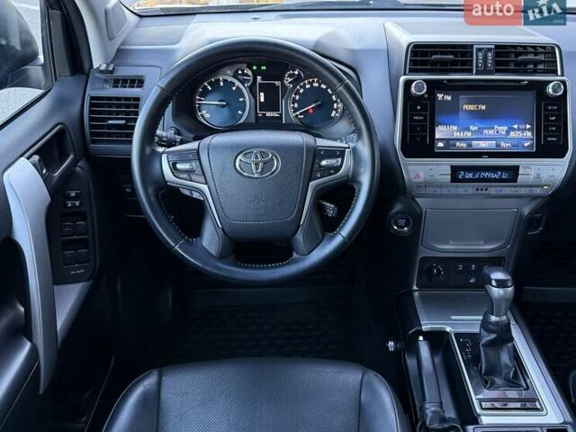 Тойота Ленд Крузер Прадо 2018 в Белой Церкве на Automoto.ua Синий Тойота Ленд Крузер Прадо, объемом двигателя 2.76 л и пробегом 86 тыс. км за 38800 $, фото 47 на Automoto.ua