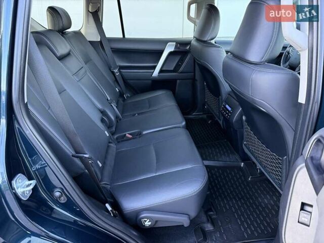 Синий Тойота Ленд Крузер Прадо, объемом двигателя 2.76 л и пробегом 86 тыс. км за 38900 $, фото 80 на Automoto.ua