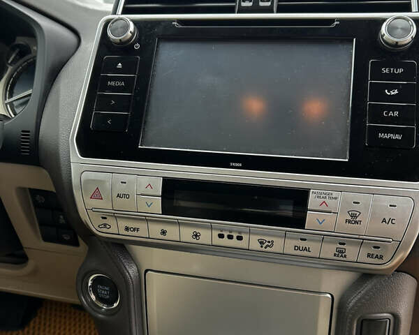 Синий Тойота Ленд Крузер Прадо, объемом двигателя 2.8 л и пробегом 83 тыс. км за 40000 $, фото 13 на Automoto.ua