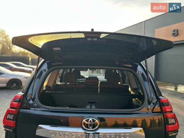 Синий Тойота Ленд Крузер Прадо, объемом двигателя 3.96 л и пробегом 158 тыс. км за 42900 $, фото 27 на Automoto.ua