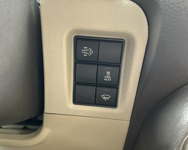 Синий Тойота Ленд Крузер Прадо, объемом двигателя 2.8 л и пробегом 83 тыс. км за 40000 $, фото 15 на Automoto.ua