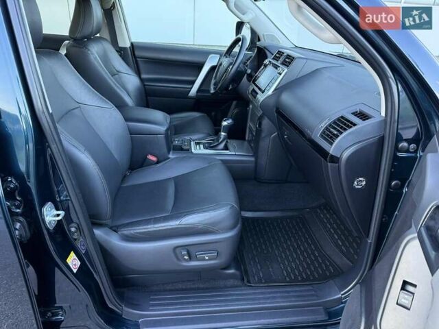 Синий Тойота Ленд Крузер Прадо, объемом двигателя 2.76 л и пробегом 86 тыс. км за 38900 $, фото 62 на Automoto.ua