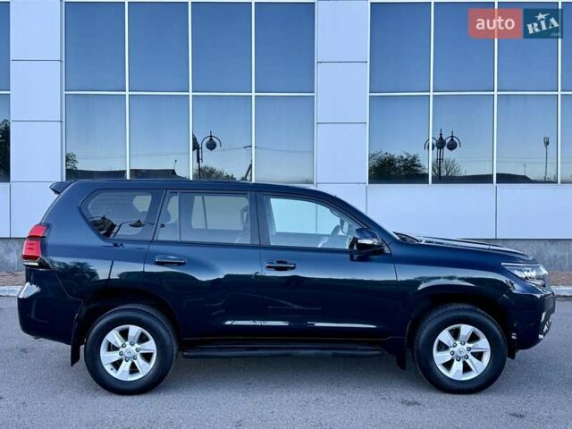 Тойота Ленд Крузер Прадо 2018 в Белой Церкве на Automoto.ua Синий Тойота Ленд Крузер Прадо, объемом двигателя 2.76 л и пробегом 86 тыс. км за 38800 $, фото 10 на Automoto.ua