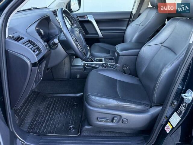 Тойота Ленд Крузер Прадо 2018 в Белой Церкве на Automoto.ua Синий Тойота Ленд Крузер Прадо, объемом двигателя 2.76 л и пробегом 86 тыс. км за 38800 $, фото 37 на Automoto.ua