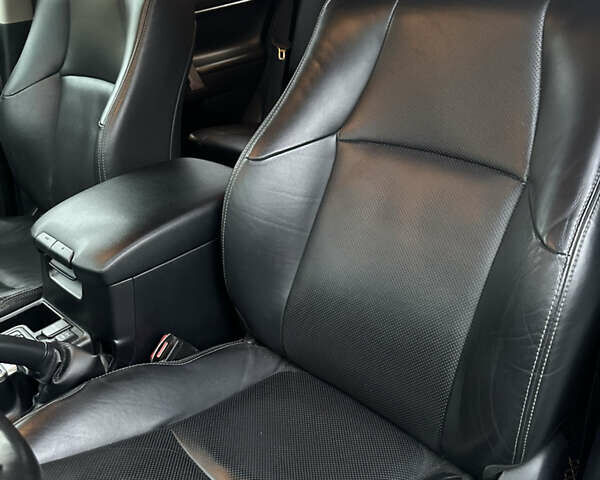 Синий Тойота Ленд Крузер Прадо, объемом двигателя 2.76 л и пробегом 180 тыс. км за 36900 $, фото 8 на Automoto.ua