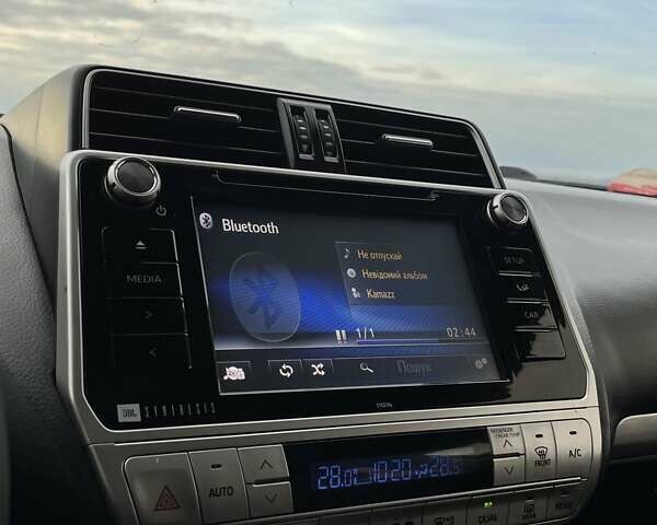 Синій Тойота Ленд Крузер Прадо, об'ємом двигуна 2.76 л та пробігом 172 тис. км за 43500 $, фото 55 на Automoto.ua