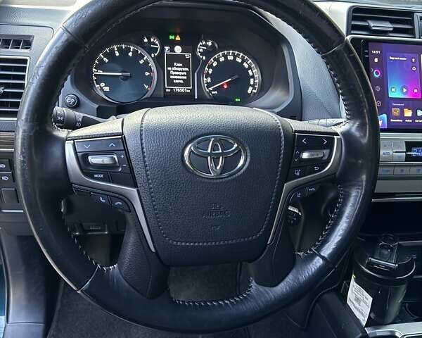 Синій Тойота Ленд Крузер Прадо, об'ємом двигуна 4 л та пробігом 178 тис. км за 34999 $, фото 11 на Automoto.ua