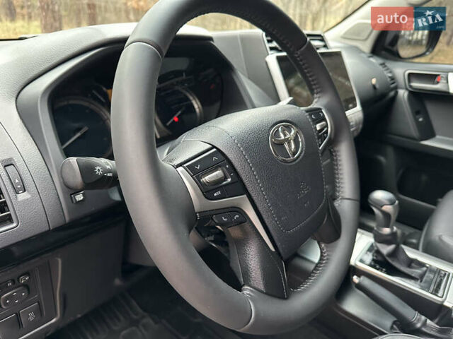 Синий Тойота Ленд Крузер Прадо, объемом двигателя 2.76 л и пробегом 65 тыс. км за 41600 $, фото 14 на Automoto.ua