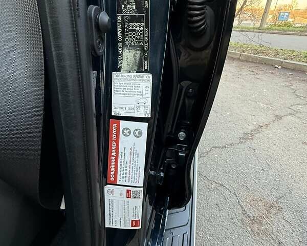 Синій Тойота Ленд Крузер Прадо, об'ємом двигуна 4 л та пробігом 178 тис. км за 34999 $, фото 27 на Automoto.ua