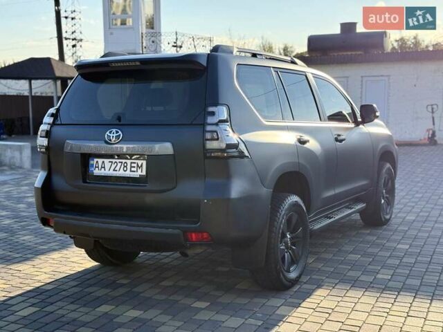 Синий Тойота Ленд Крузер Прадо, объемом двигателя 4 л и пробегом 48 тыс. км за 38900 $, фото 8 на Automoto.ua