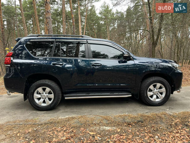 Синий Тойота Ленд Крузер Прадо, объемом двигателя 2.76 л и пробегом 65 тыс. км за 41600 $, фото 5 на Automoto.ua