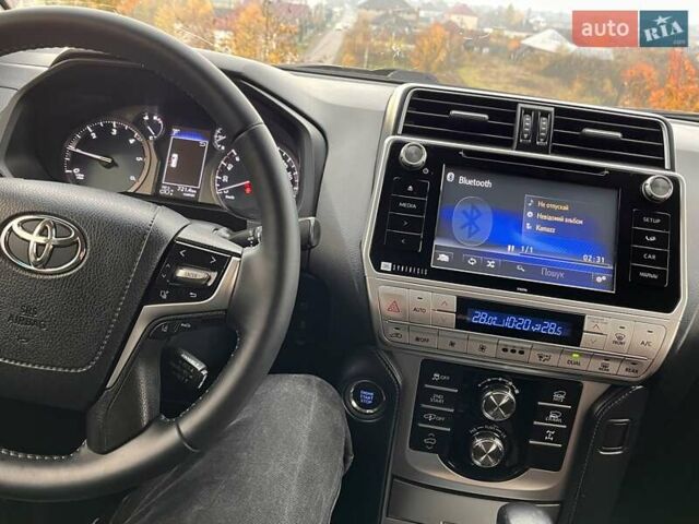 Синій Тойота Ленд Крузер Прадо, об'ємом двигуна 2.76 л та пробігом 172 тис. км за 43000 $, фото 49 на Automoto.ua