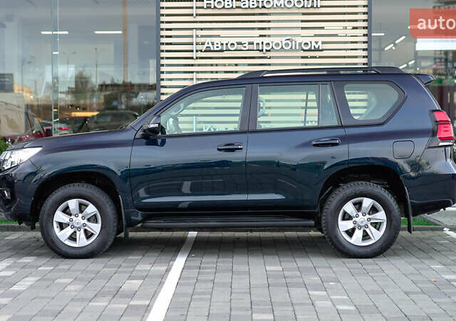 Синій Тойота Ленд Крузер Прадо, об'ємом двигуна 2.75 л та пробігом 65 тис. км за 39146 $, фото 2 на Automoto.ua