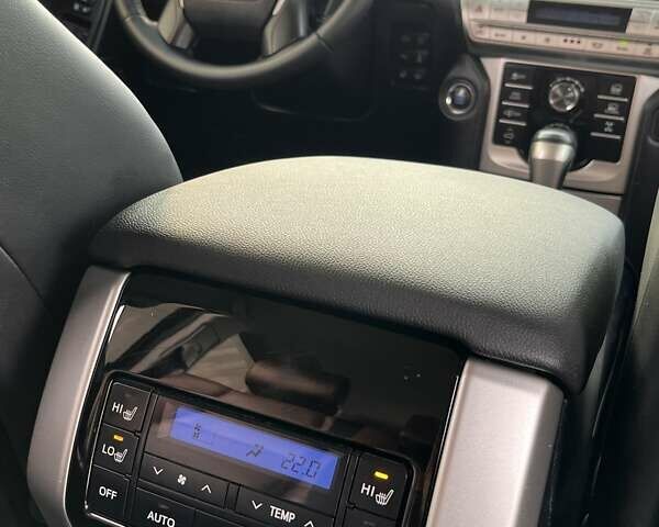 Синій Тойота Ленд Крузер Прадо, об'ємом двигуна 2.76 л та пробігом 172 тис. км за 43500 $, фото 72 на Automoto.ua