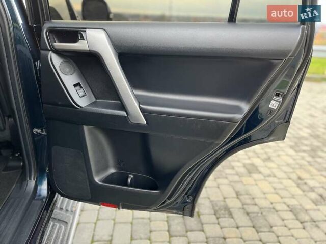 Синій Тойота Ленд Крузер Прадо, об'ємом двигуна 2.76 л та пробігом 172 тис. км за 43500 $, фото 70 на Automoto.ua