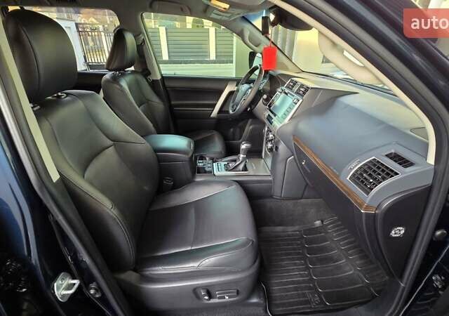 Синий Тойота Ленд Крузер Прадо, объемом двигателя 2.76 л и пробегом 105 тыс. км за 49500 $, фото 49 на Automoto.ua