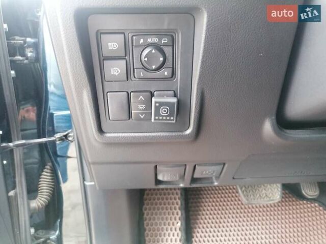 Синий Тойота Ленд Крузер Прадо, объемом двигателя 3.96 л и пробегом 110 тыс. км за 46000 $, фото 11 на Automoto.ua