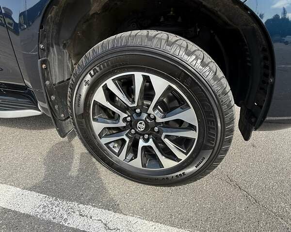 Синий Тойота Ленд Крузер Прадо, объемом двигателя 3.96 л и пробегом 27 тыс. км за 43500 $, фото 17 на Automoto.ua
