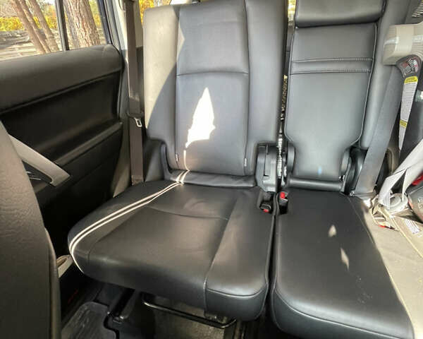 Тойота Ленд Крузер Прадо 2020 в Киеве на Automoto.ua Синий Тойота Ленд Крузер Прадо, объемом двигателя 3.96 л и пробегом 75 тыс. км за 48700 $, фото 7 на Automoto.ua