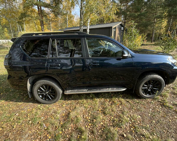 Тойота Ленд Крузер Прадо 2020 в Киеве на Automoto.ua Синий Тойота Ленд Крузер Прадо, объемом двигателя 3.96 л и пробегом 75 тыс. км за 48700 $, фото 2 на Automoto.ua