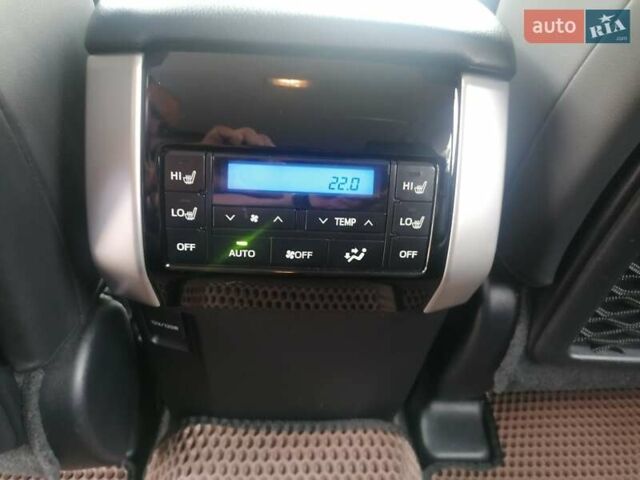 Синий Тойота Ленд Крузер Прадо, объемом двигателя 3.96 л и пробегом 110 тыс. км за 46000 $, фото 18 на Automoto.ua