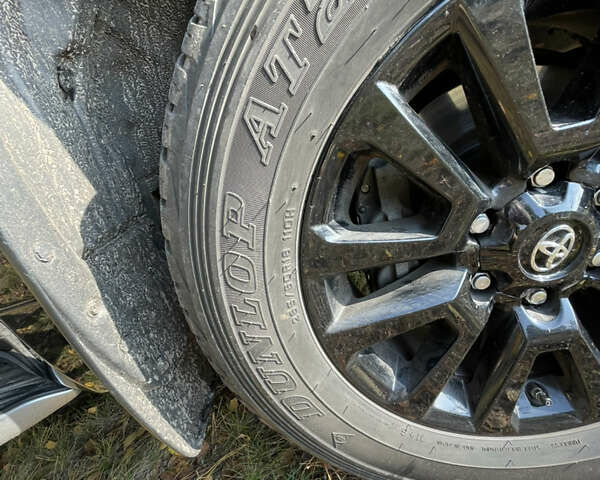 Тойота Ленд Крузер Прадо 2020 в Киеве на Automoto.ua Синий Тойота Ленд Крузер Прадо, объемом двигателя 3.96 л и пробегом 75 тыс. км за 48700 $, фото 10 на Automoto.ua