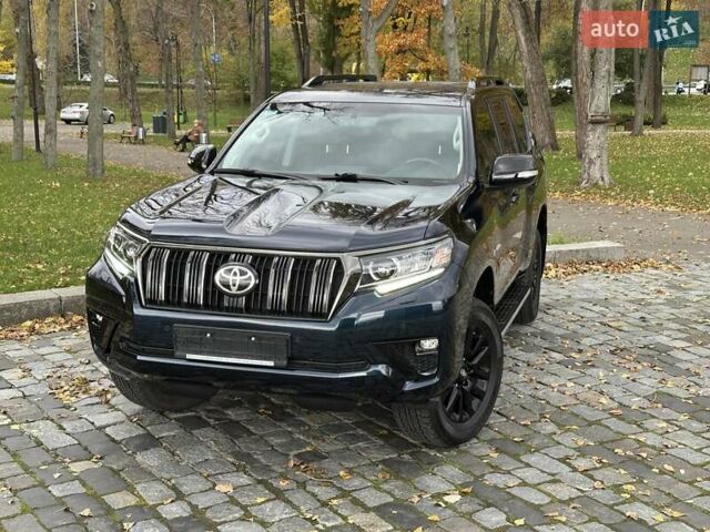 Синій Тойота Ленд Крузер Прадо, об'ємом двигуна 3.96 л та пробігом 52 тис. км за 47222 $, фото 1 на Automoto.ua