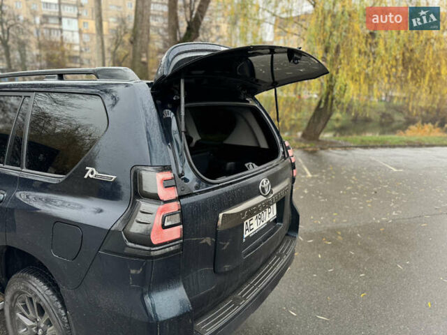 Синий Тойота Ленд Крузер Прадо, объемом двигателя 3.96 л и пробегом 56 тыс. км за 49999 $, фото 6 на Automoto.ua