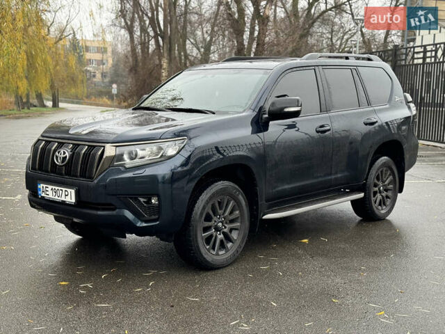 Синий Тойота Ленд Крузер Прадо, объемом двигателя 3.96 л и пробегом 56 тыс. км за 49999 $, фото 1 на Automoto.ua