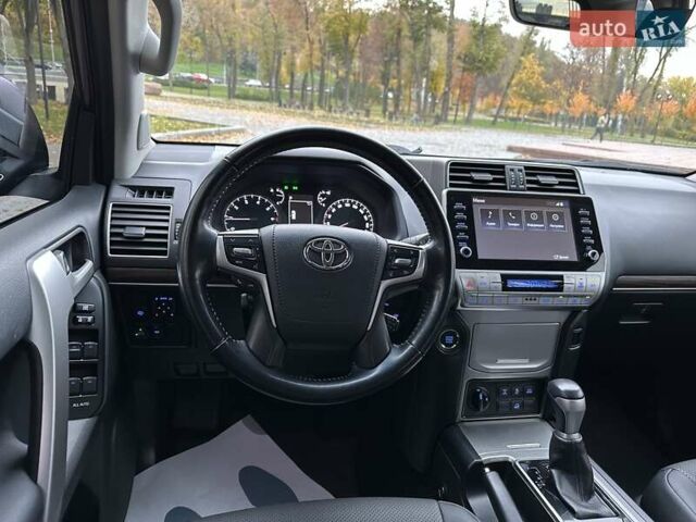 Синій Тойота Ленд Крузер Прадо, об'ємом двигуна 3.96 л та пробігом 52 тис. км за 47222 $, фото 13 на Automoto.ua