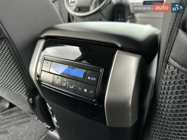 Синій Тойота Ленд Крузер Прадо, об'ємом двигуна 3.96 л та пробігом 52 тис. км за 47222 $, фото 12 на Automoto.ua