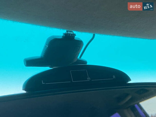 Зеленый Тойота Ленд Крузер Прадо, объемом двигателя 2.7 л и пробегом 270 тыс. км за 9999 $, фото 18 на Automoto.ua