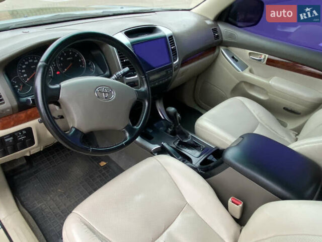 Зеленый Тойота Ленд Крузер Прадо, объемом двигателя 2.7 л и пробегом 270 тыс. км за 9999 $, фото 12 на Automoto.ua