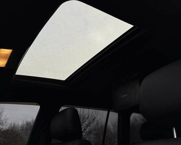 Білий Тойота Ленд Крузер, об'ємом двигуна 4.66 л та пробігом 155 тис. км за 31300 $, фото 28 на Automoto.ua