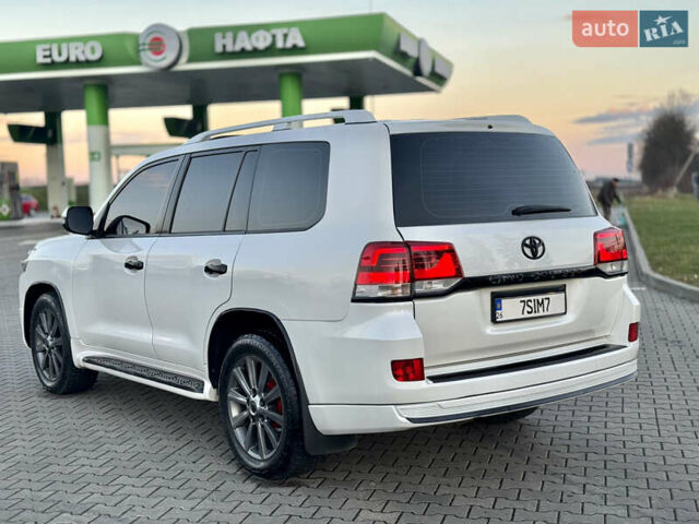 Білий Тойота Ленд Крузер, об'ємом двигуна 4 л та пробігом 240 тис. км за 30000 $, фото 11 на Automoto.ua