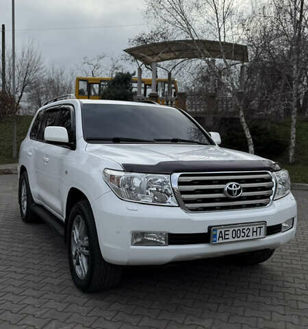 Білий Тойота Ленд Крузер, об'ємом двигуна 4.66 л та пробігом 155 тис. км за 31300 $, фото 5 на Automoto.ua