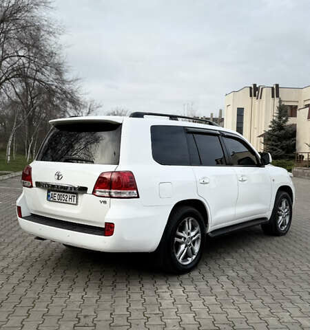 Білий Тойота Ленд Крузер, об'ємом двигуна 4.66 л та пробігом 155 тис. км за 31300 $, фото 9 на Automoto.ua