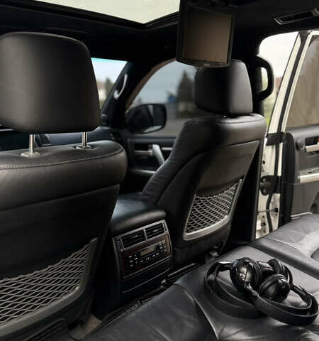 Білий Тойота Ленд Крузер, об'ємом двигуна 4.66 л та пробігом 155 тис. км за 31300 $, фото 20 на Automoto.ua